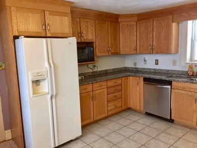 51 Elm St, Milford, NH 03055 - photo 7