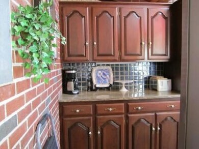 Kitchen. Drop zone area.