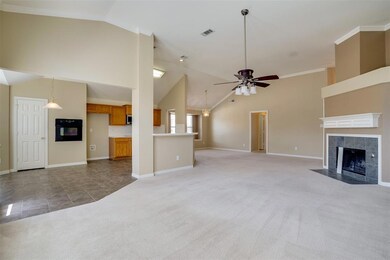 2100 Hemingway Dr, Denton, TX 76210 - photo 5