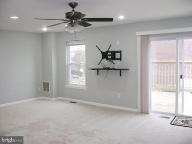 604 Kenilworth Ave, Lansdale, PA 19446 - photo 3