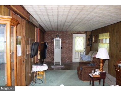 440 E Deer View Dr, Auburn, PA 17922 - photo 2