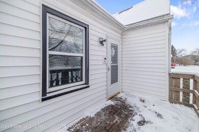 4922 Palmer St, Lansing, MI 48910 - photo 5
