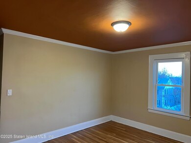 unlisted-address, Staten Island, NY 10310 - photo 7