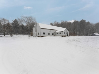 657 Maple St, Vergennes, VT 05491 - photo 3