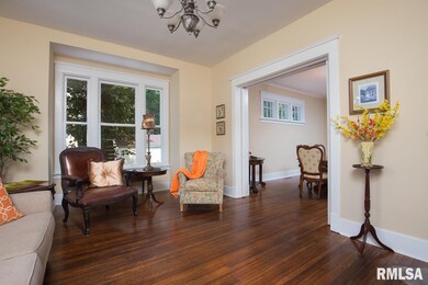 817 W 8th St, Davenport, IA 52802 - photo 5