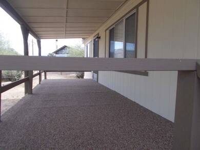 view of covered front deck