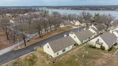 31990 S 624 Place unit 39, Grove, OK 74344 - photo 2