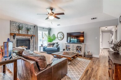 5632 Newman Dr, North Richland Hills, TX 76180 - photo 6