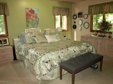 5107 Weiss Farm Rd, East Stroudsburg, PA 18301 - photo 7