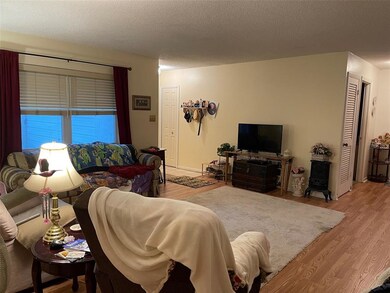 2306 Rosehill Ct, Brandon, FL 33510 - photo 4