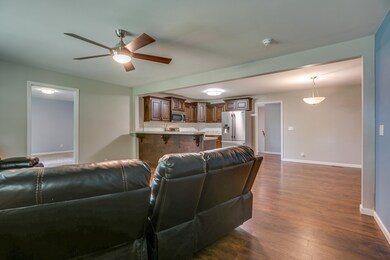 unlisted-address, Shelbyville, TN 37160 - photo 5