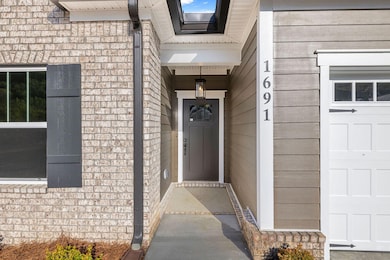 1691 Whisper Winds Ln, Ooltewah, TN 37363 - photo 2