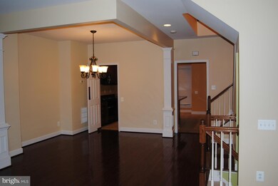 14769 Potomac Branch Dr unit 20, Woodbridge, VA 22191 - photo 4