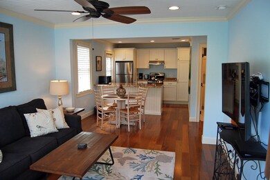 825 Southard Great Room from front door