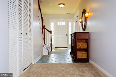 10513 Oronoco Ln, Manassas, VA 20109 - photo 4
