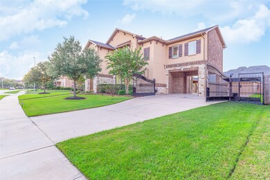 5730 Caspian Falls Ln, Fulshear, TX 77441 - photo 4