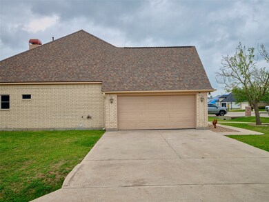 9726 Highland Pointe Dr, Needville, TX 77461 - photo 7