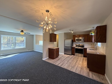 1753 Rolling Hills Dr, Tobyhanna, PA 18466 - photo 4