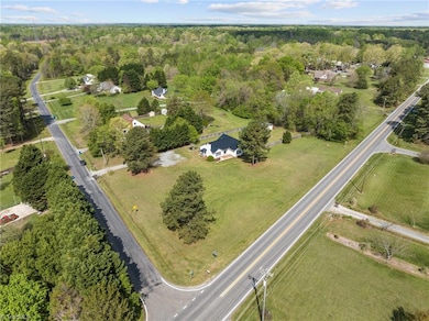 5320 Randleman Rd, Greensboro, NC 27406 - photo 2