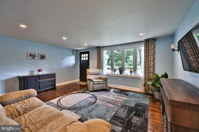 958 Bent Rd, Hatfield, PA 19440 - photo 4