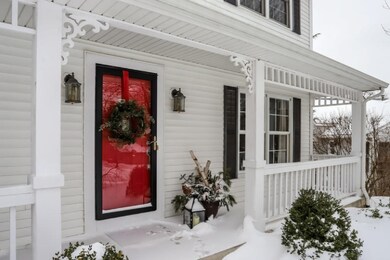 003-photo-front-entrance-6713995