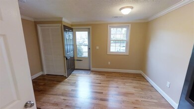 405 Elmwood Dr, Hudson, NH 03051 - photo 7