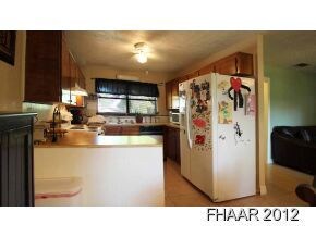 2819 Veterans Ave, Copperas Cove, TX 76522 - photo 6