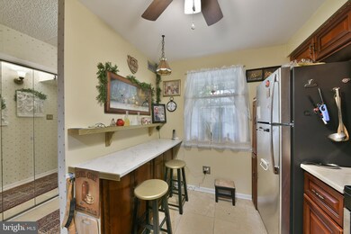 1005 Valley Glen Rd unit 237, Elkins Park, PA 19027 - photo 6