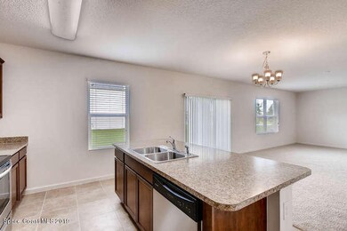 GALEN  D-small-005-9-Kitchen-666x444-72d