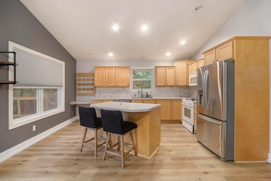 1872 Edson unit 6, Allegan, MI 49010 - photo 6