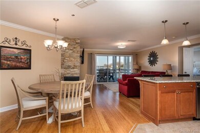 Great open floor plan for entertaining  - Beautiful Bamboo floors