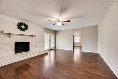 905 Mccurry Ave, Bedford, TX 76022 - photo 6