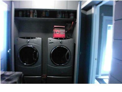 unlisted-address, Louisville, KY 40228 - photo 5