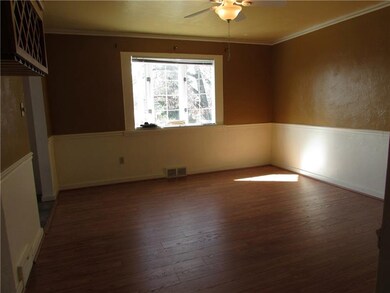 new laminate flooring in the dining room