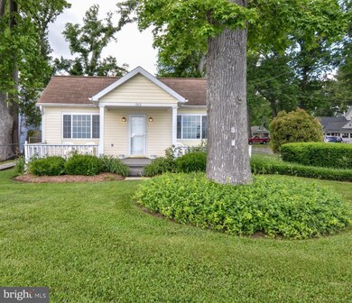 1303 Irving Ave, Colonial Beach, VA 22443 - photo 4