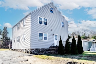 8 Pine St unit 1, Peabody, MA 01960 - photo 2