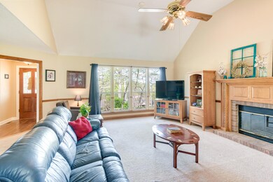 12313_Creek_Hollow_17