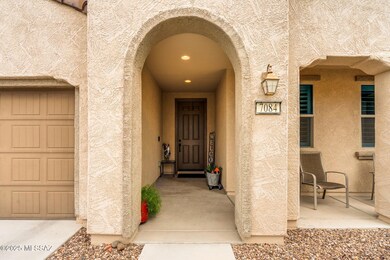 12-web-or-mls-Cliff Spring Trail-5