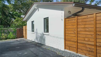 1119 W Las Olas Blvd unit 3, Fort Lauderdale, FL 33312 - photo 2