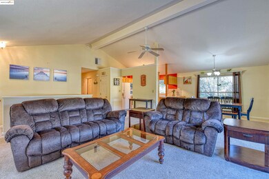 12908 Green Valley Cir unit 3, Groveland, CA 95321 - photo 5