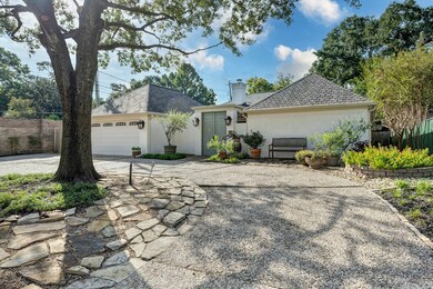 7903 Hilshire Green Dr, Houston, TX 77055 - photo 2