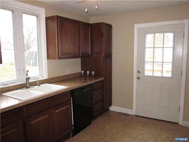 2307 Wollaston Rd, Wilmington, DE 19808 - photo 4