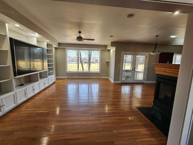 1579 Foxfire Ct, Waupaca, WI 54981 - photo 6