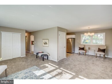 511 Otter Branch Dr, Magnolia, NJ 08049 - photo 4