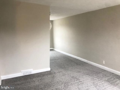 8441 Water Oak Rd, Parkville, MD 21234 - photo 3