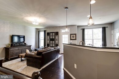 42189 Canary Grass Square, Aldie, VA 20105 - photo 5