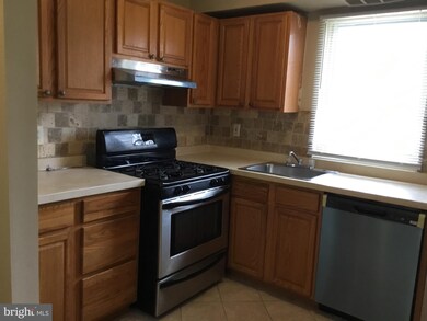 11906 Tarragon Rd unit H, Reisterstown, MD 21136 - photo 3