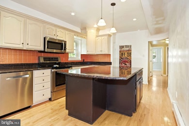 2177 Joshua Rd, Lafayette Hill, PA 19444 - photo 5