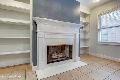 3710_HurstbourneRidgeBlvd_40299_0520__