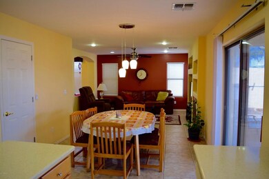 Eat-in-Kitchen/Grand Room